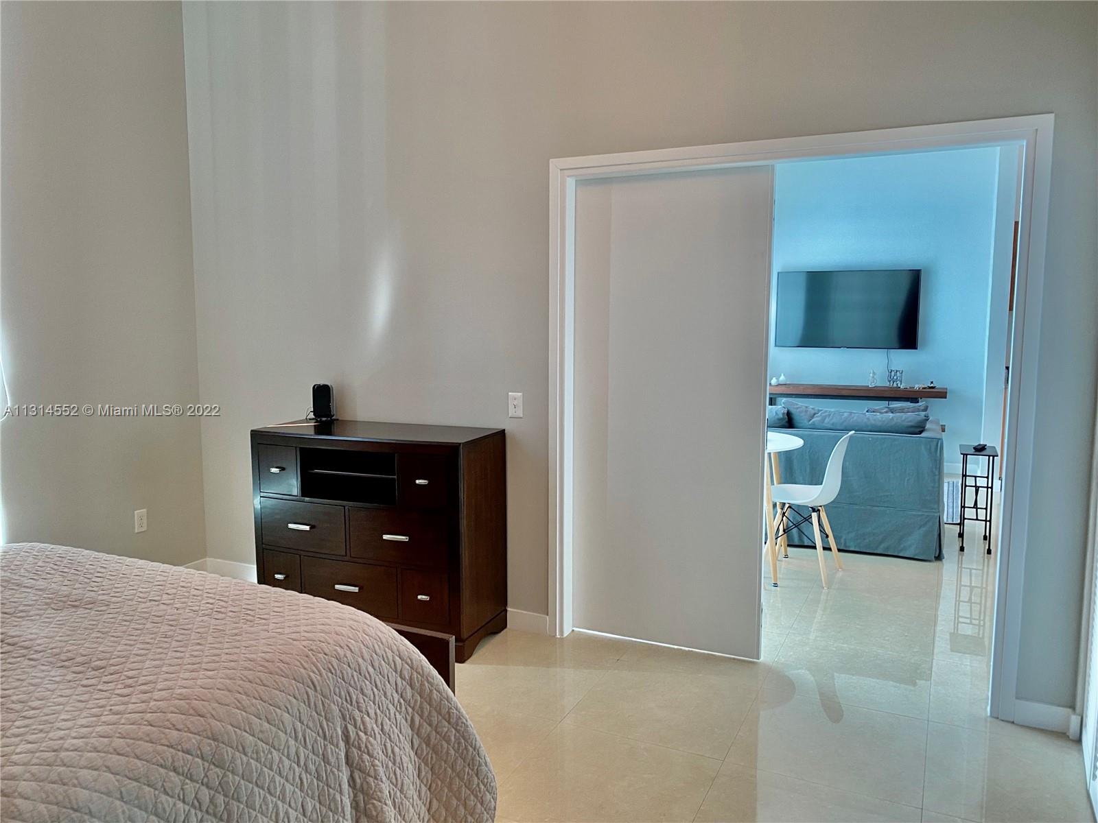 Met 1 - Residential Lease