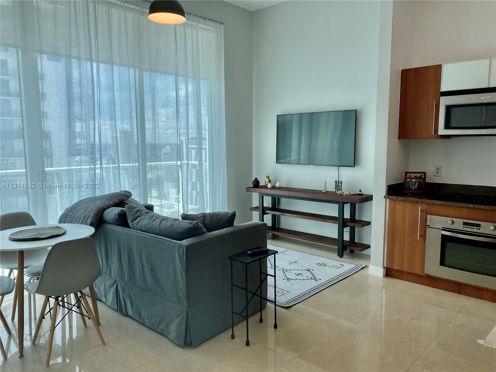 Met 1 - Residential Lease