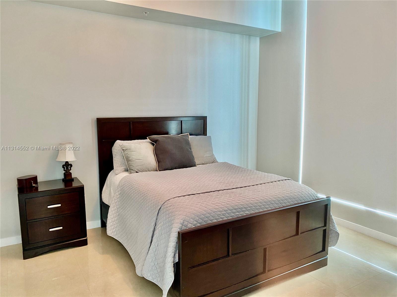 Met 1 - Residential Lease