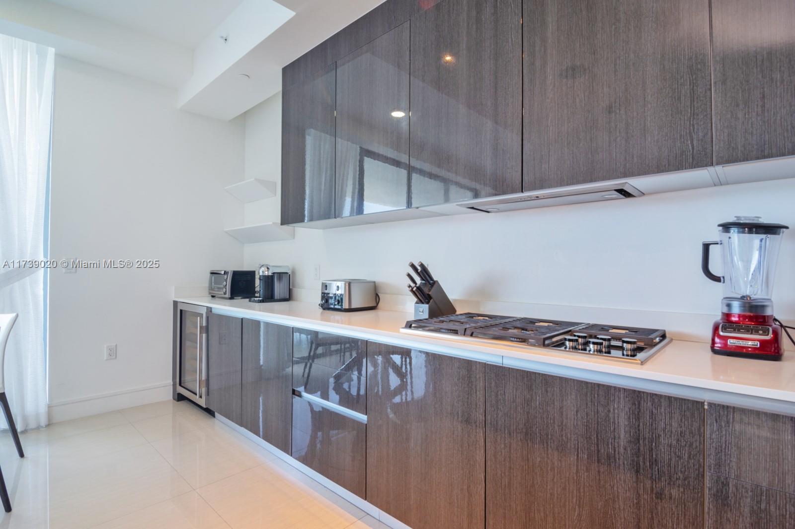 ECHO CONDO - Residential