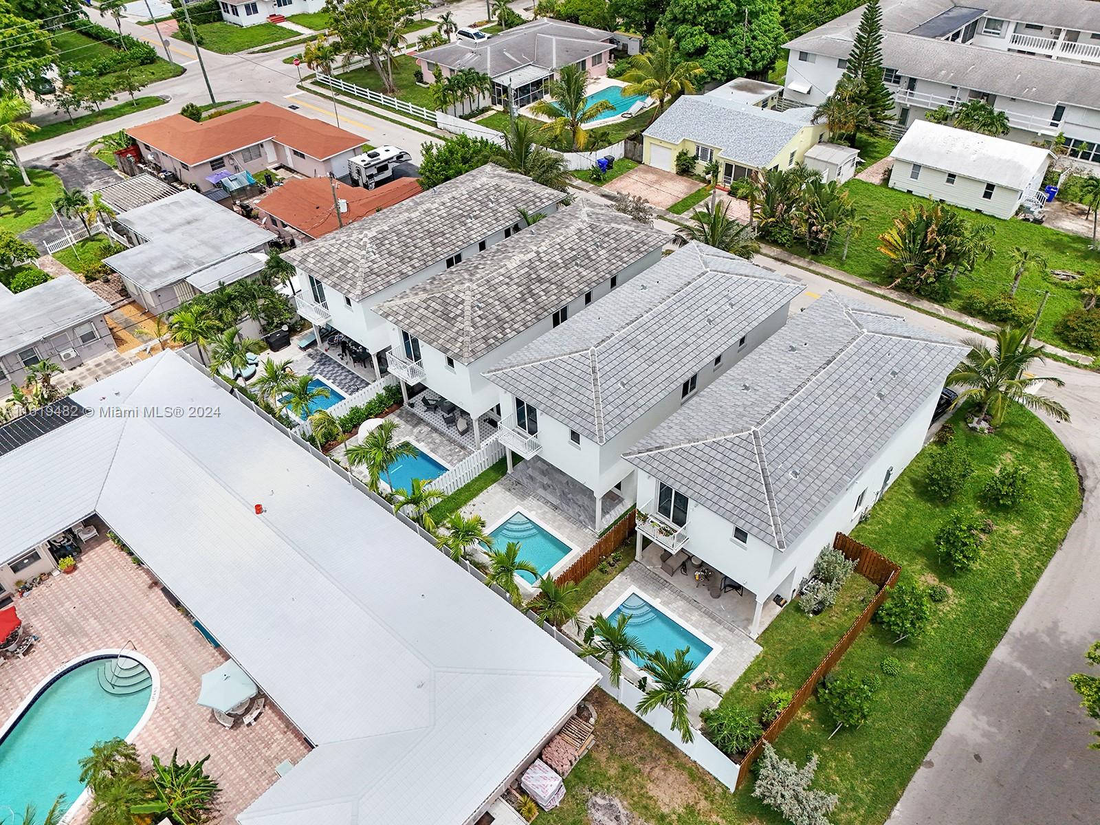 HOLLYWOOD LAWNS - Residential Income
