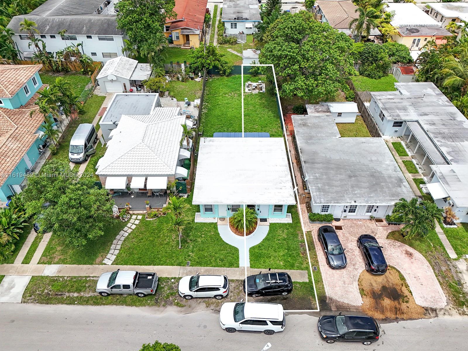 HOLLYWOOD LAWNS - Residential Income