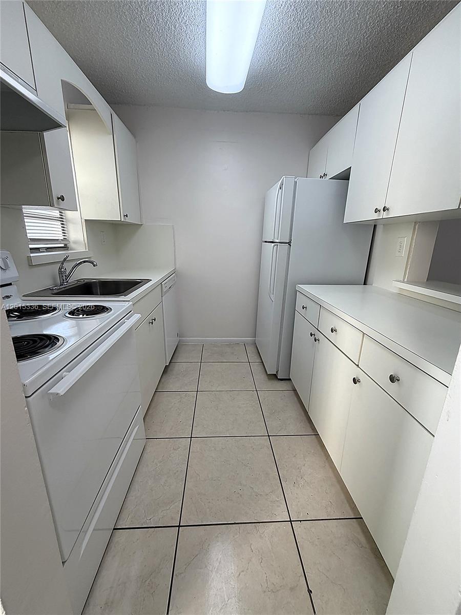 525 NW 72nd Ave 107