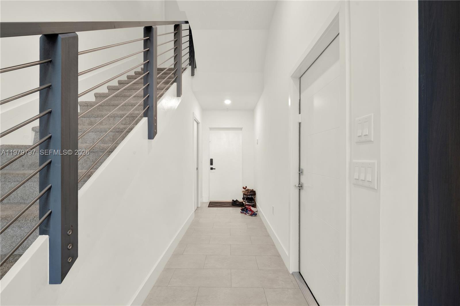 PLANTATION BUSINESS PARK - Residential Lease