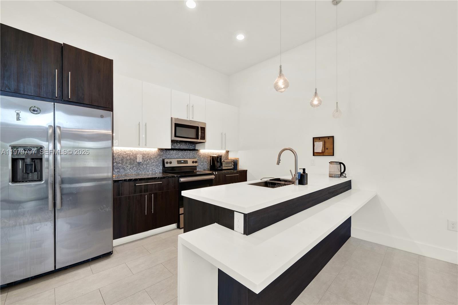 PLANTATION BUSINESS PARK - Residential Lease