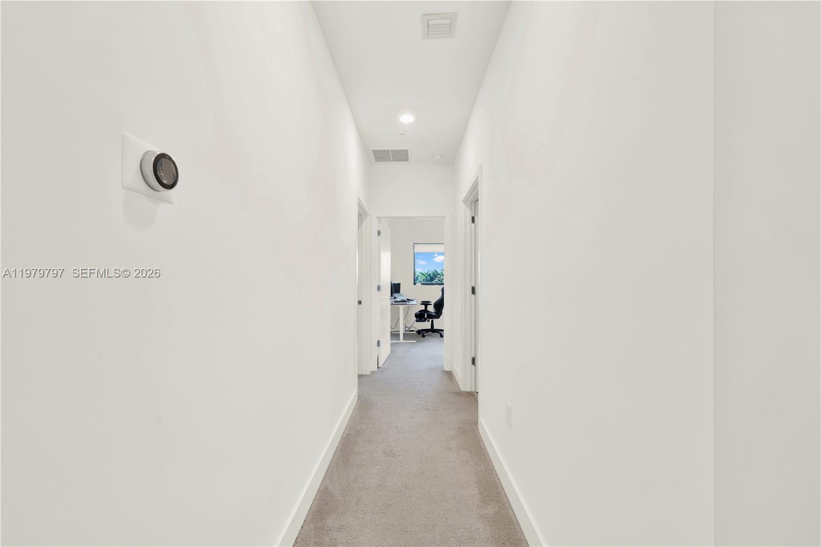 PLANTATION BUSINESS PARK - Residential Lease