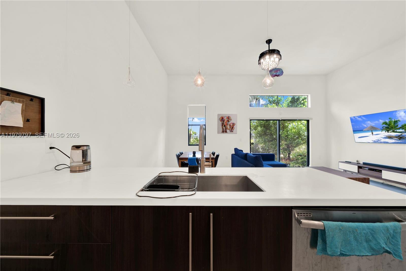 PLANTATION BUSINESS PARK - Residential Lease