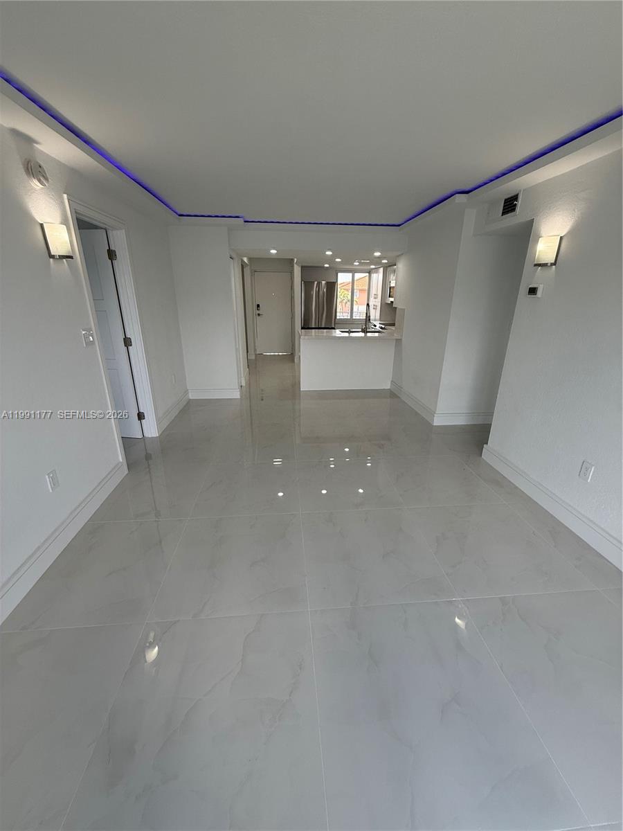 9915 W Okeechobee Rd 2-201