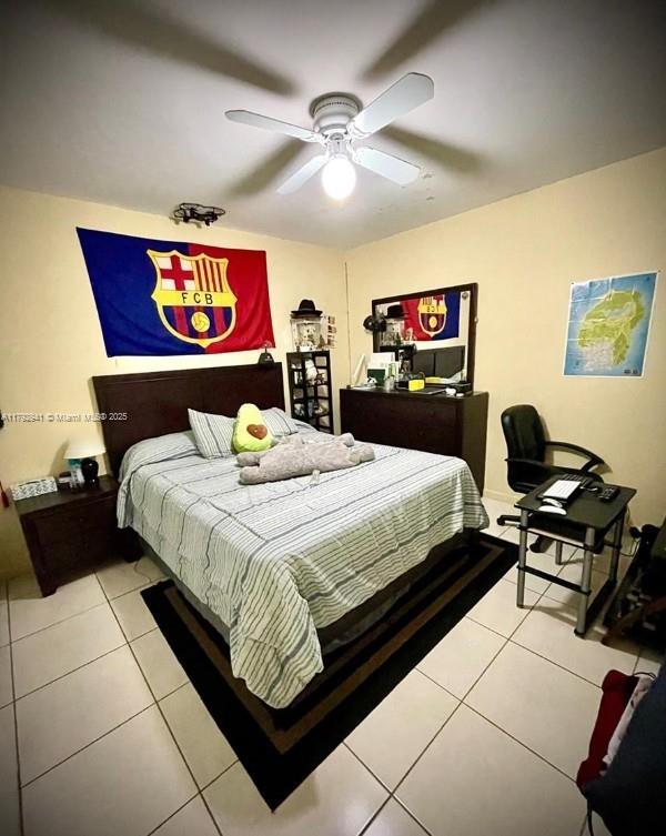 HAMMOCKS TRAILS CONDO - Residential