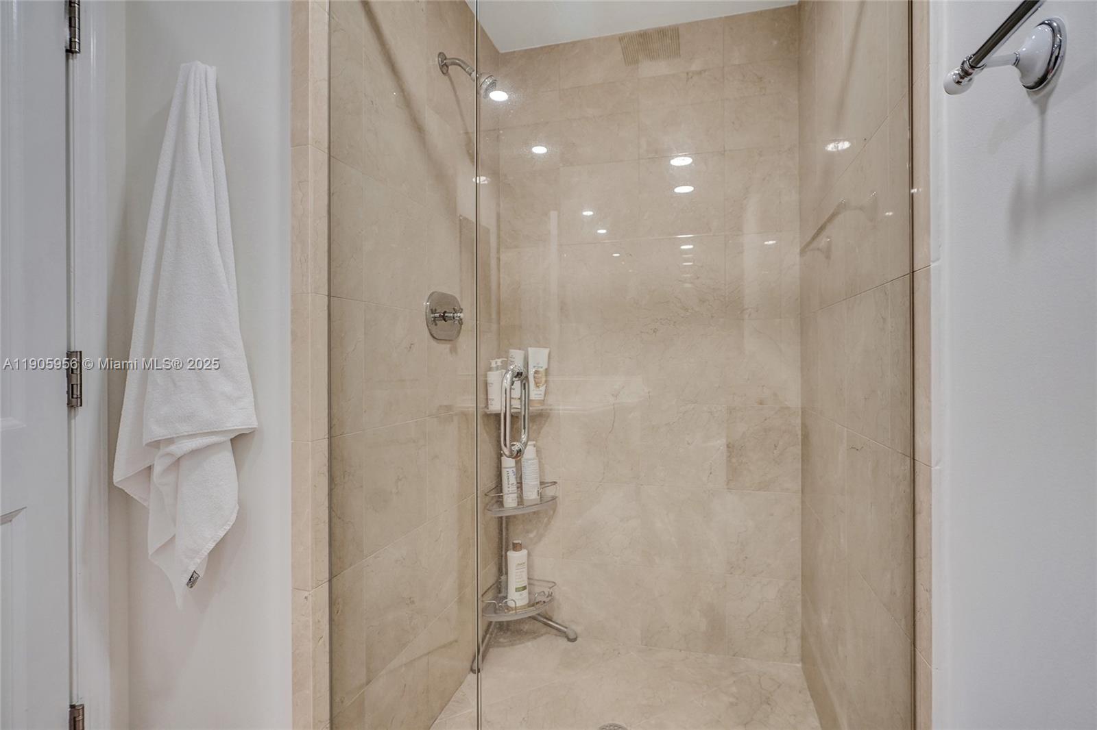 Acqualina Ocn Residences - Residential