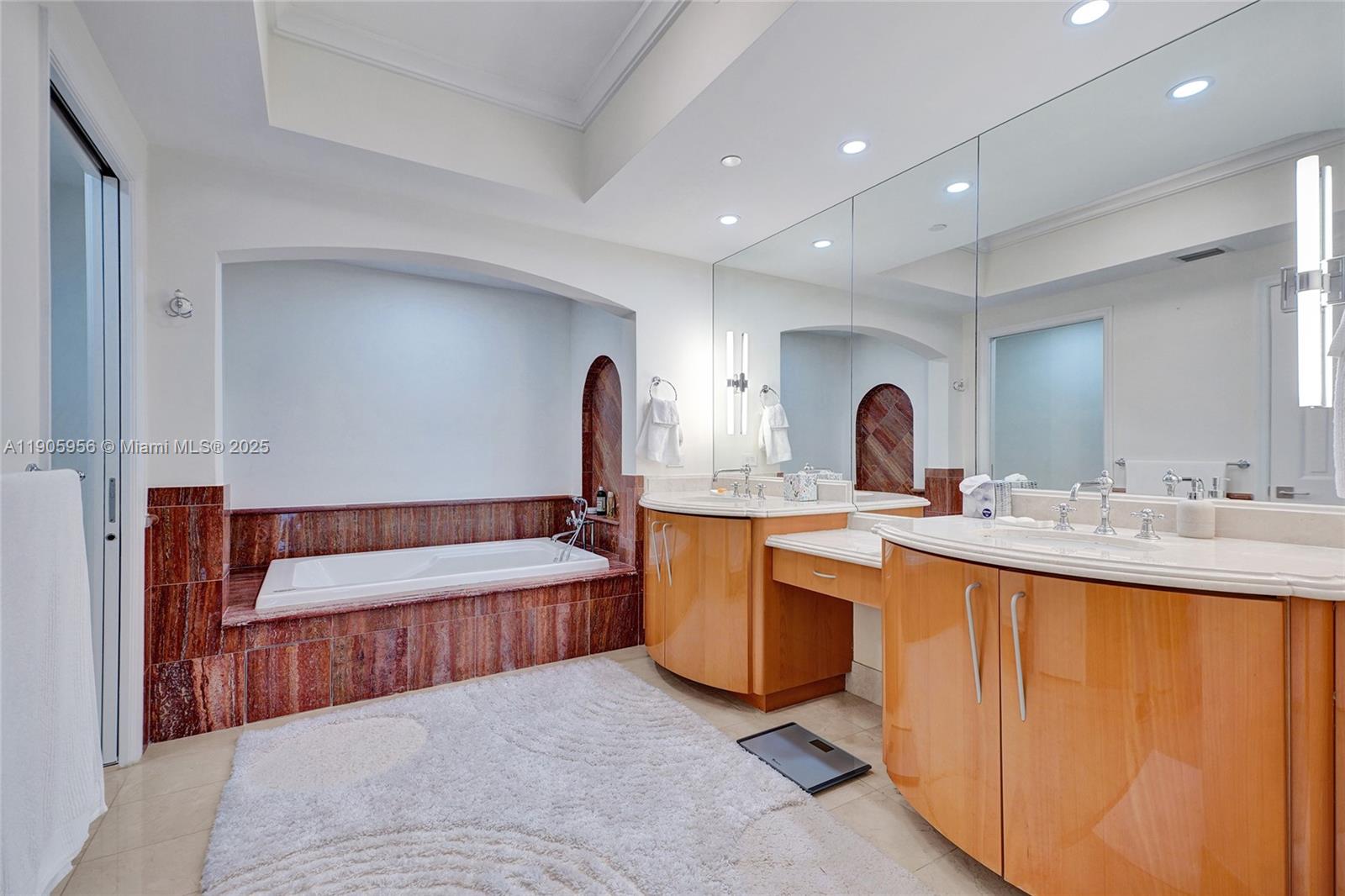 Acqualina Ocn Residences - Residential