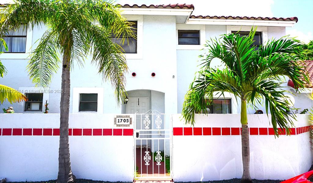 1705 San Remo Cir None, Homestead, Miami-Dade County, Florida - 4 Bedrooms  
3 Bathrooms - 