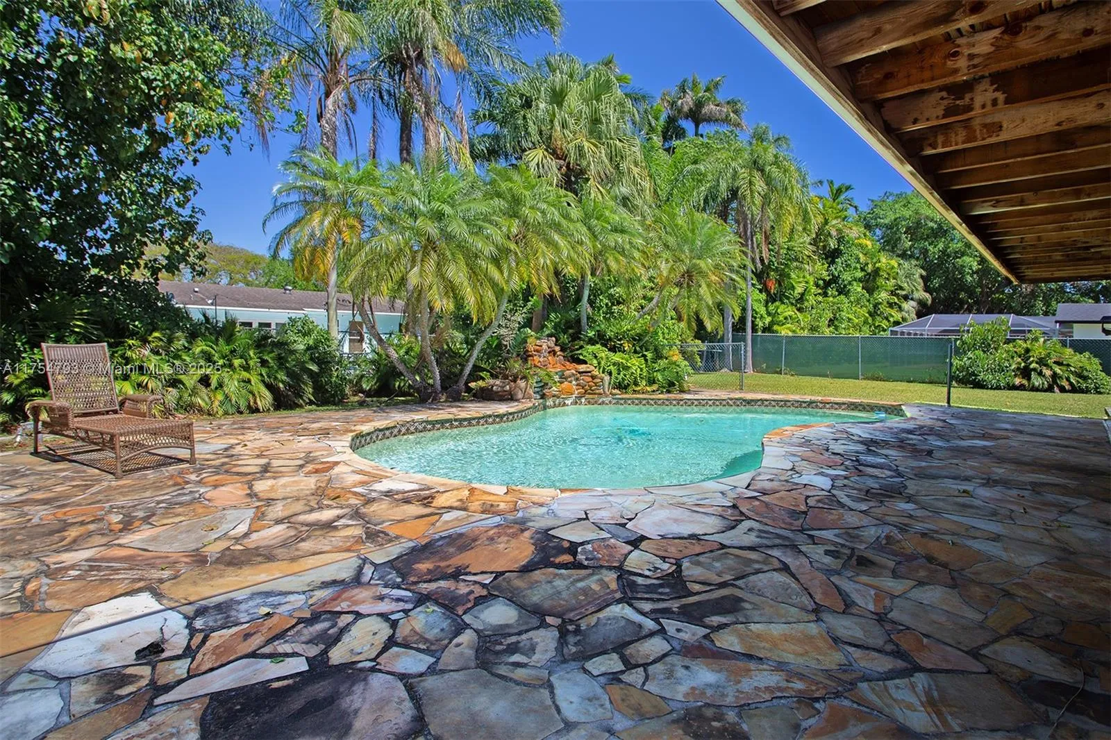 Palmetto Bay, Florida 33157, United States, 3 Bedrooms Bedrooms, ,2 BathroomsBathrooms,Residential,Active,92595