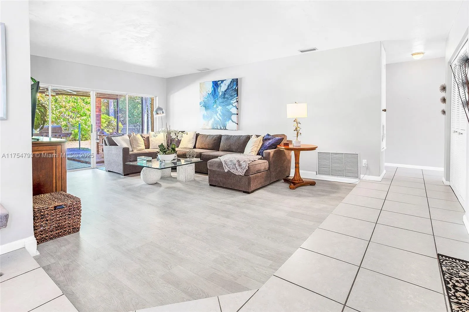 Palmetto Bay, Florida 33157, United States, 3 Bedrooms Bedrooms, ,2 BathroomsBathrooms,Residential,Active,92595