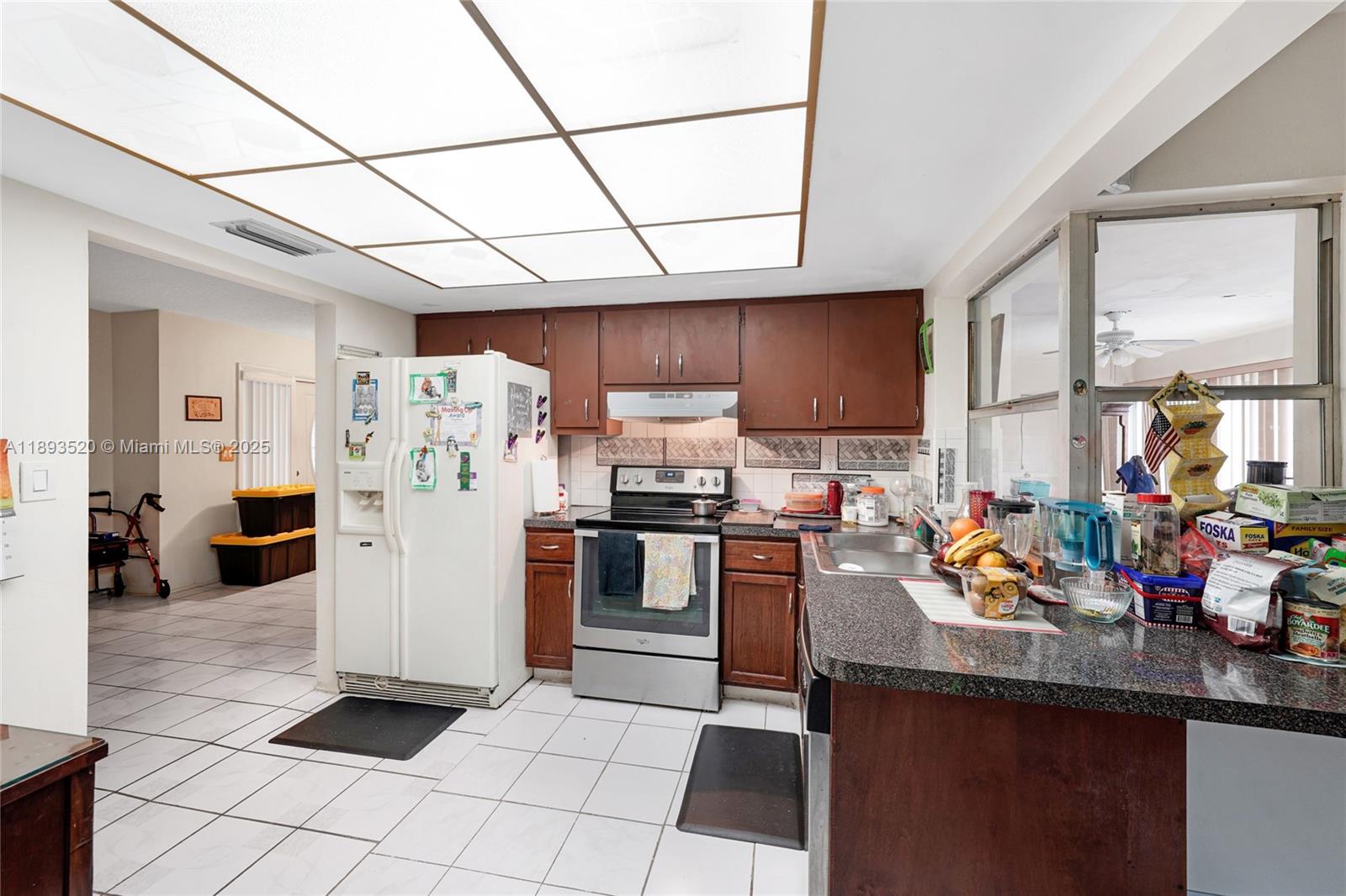 ORIOLE ESTATES SEC 8 - Residential