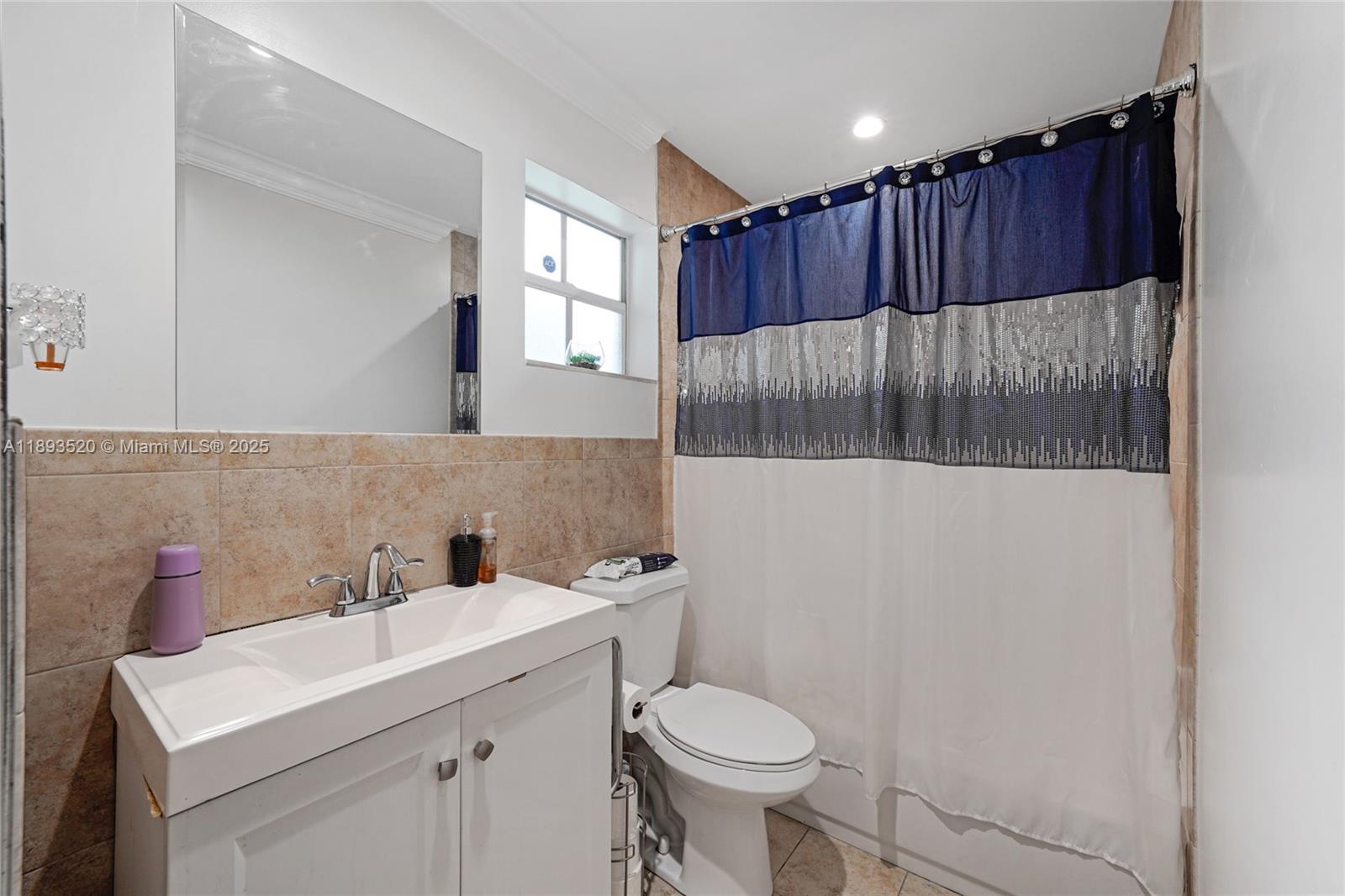 ORIOLE ESTATES SEC 8 - Residential