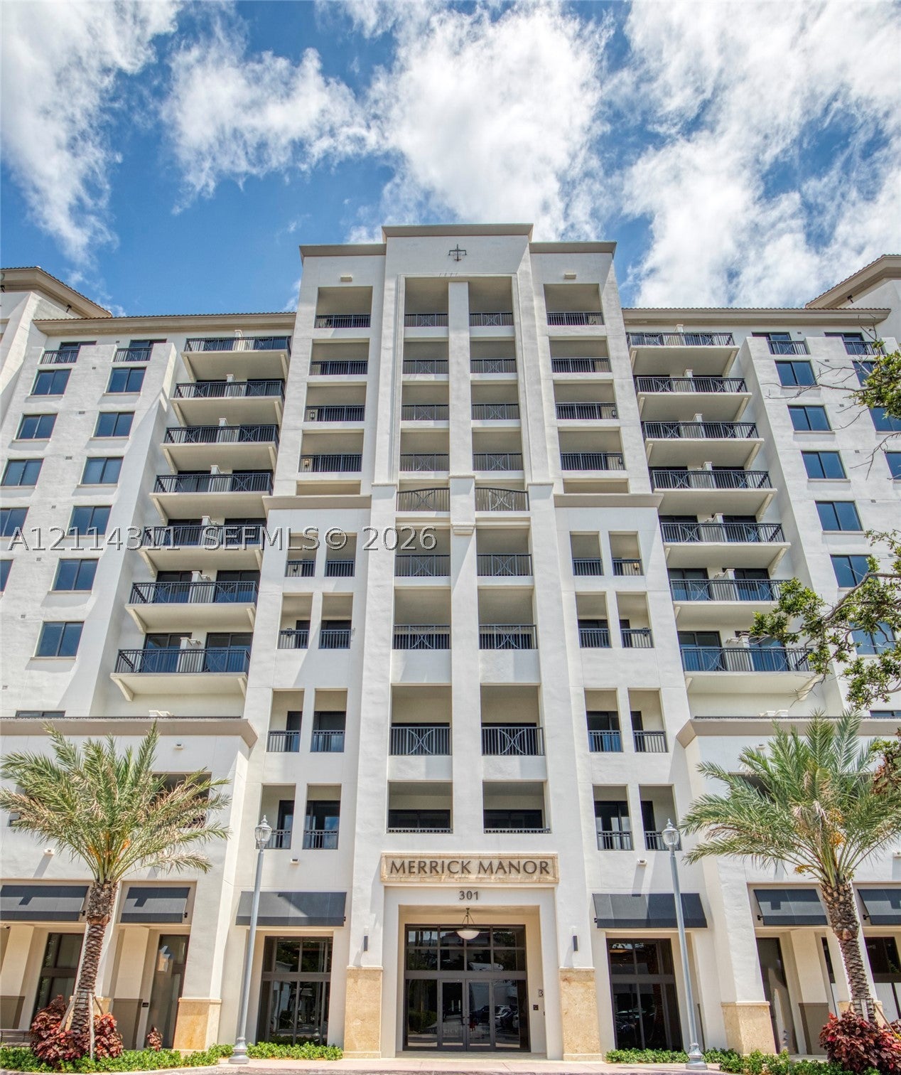 301 Altara Ave 528