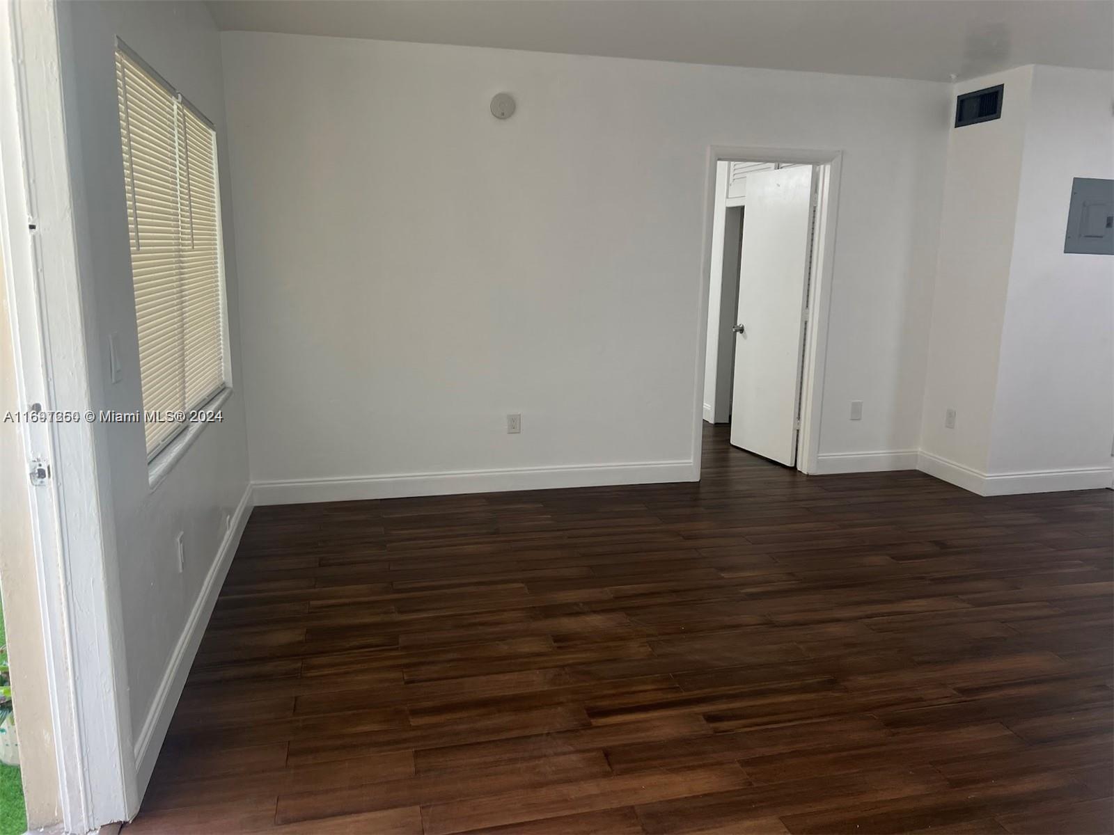 2072 NE 169 ST CORP CONDO - Residential Lease