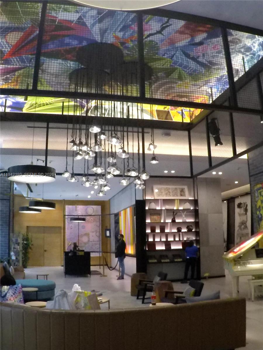 3401 MIDTOWN CONDO - Residential Lease