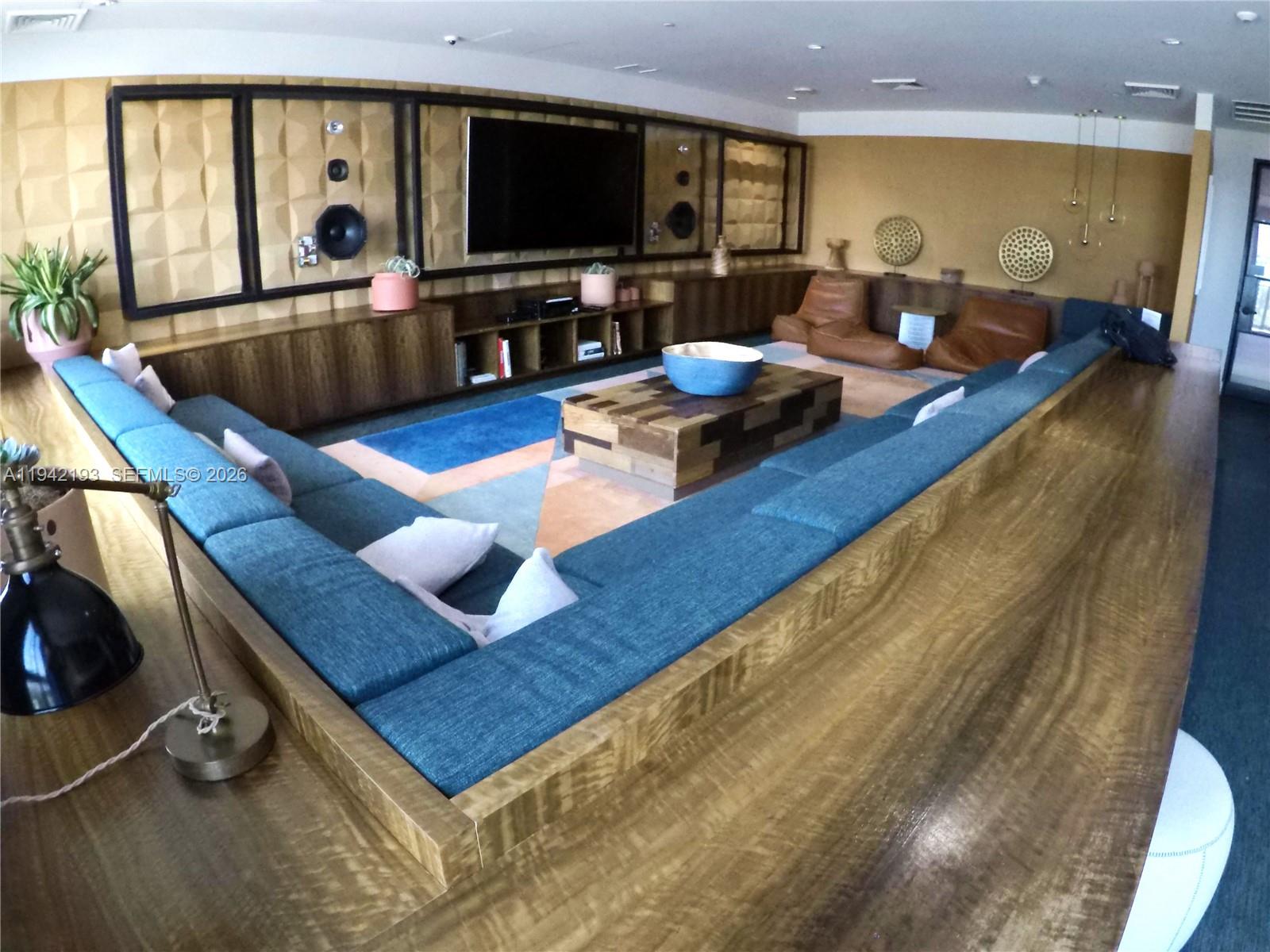 3401 MIDTOWN CONDO - Residential Lease