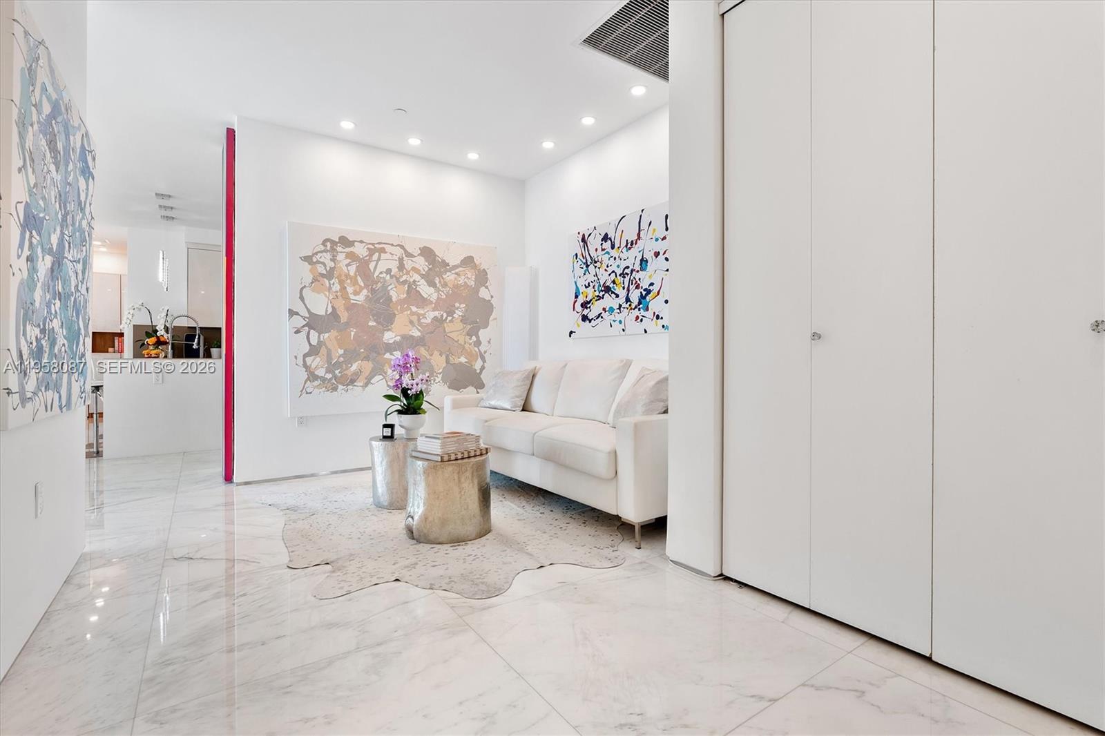 17475 Collins Ave 2502