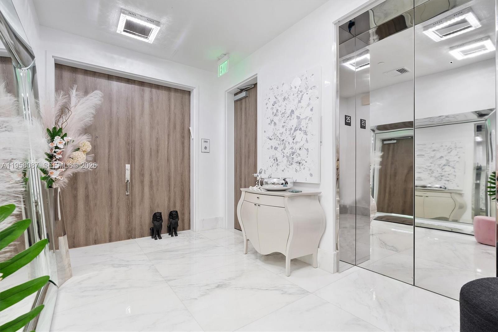 17475 Collins Ave 2502