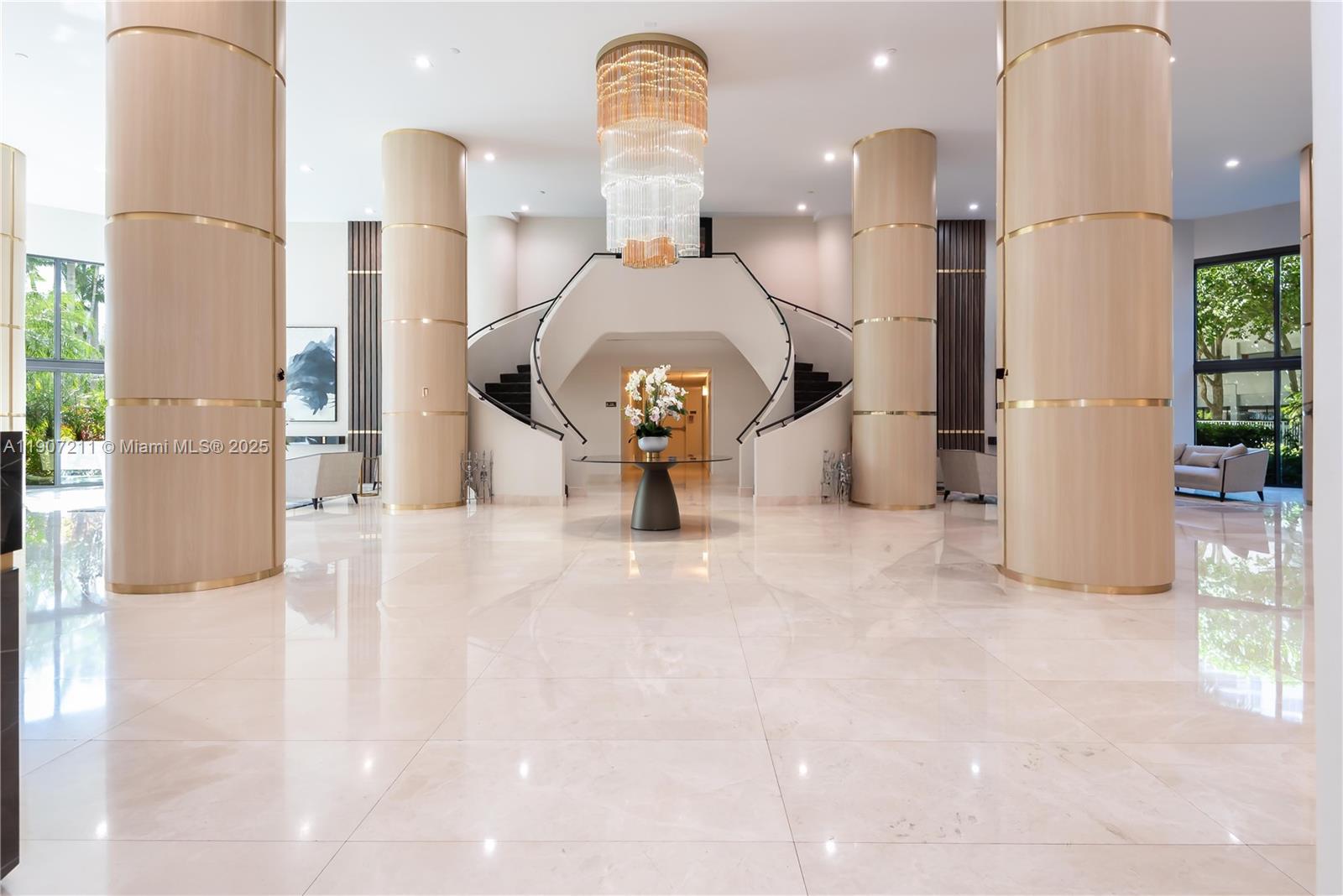 MYSTIC POINTE TOWER 400 C - Residential