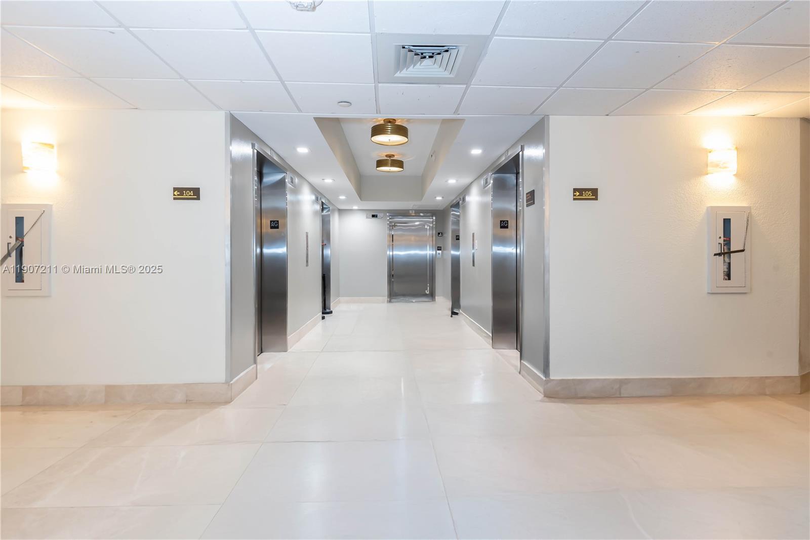 MYSTIC POINTE TOWER 400 C - Residential