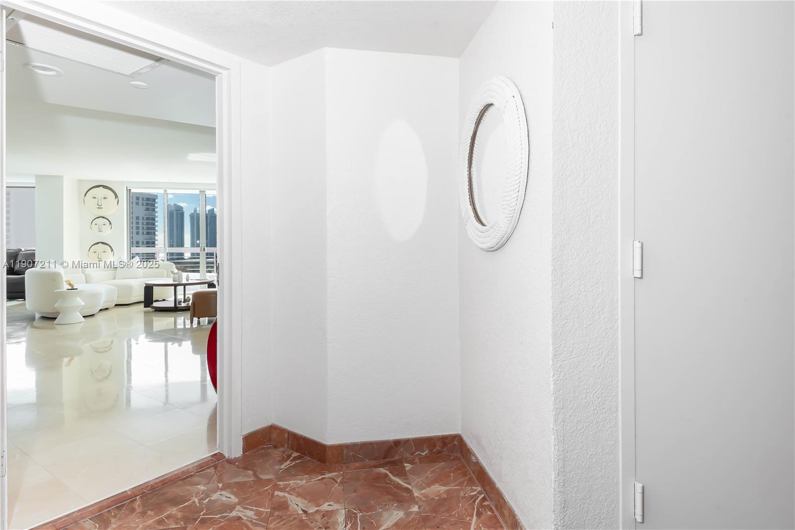 MYSTIC POINTE TOWER 400 C - Residential