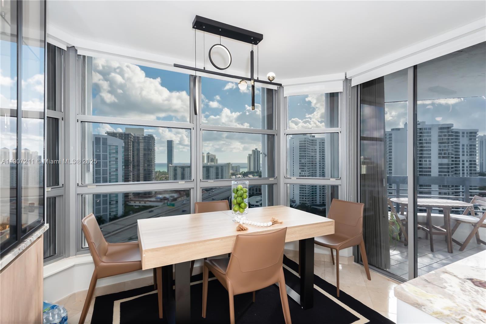 MYSTIC POINTE TOWER 400 C - Residential