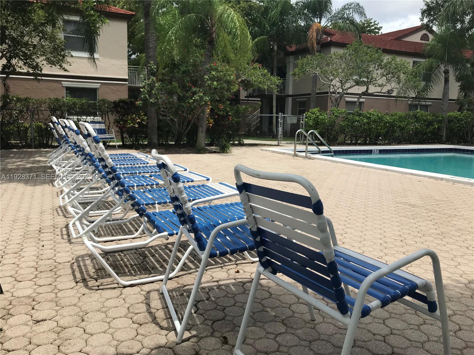 CLUB QUARTERS AT RAINTREE - Residential Lease