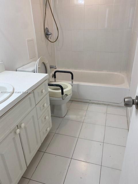 CYPRESS CLUB OF KENDALE C - Residential Lease