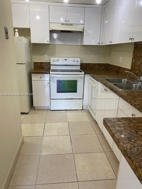 CYPRESS CLUB OF KENDALE C - Residential Lease