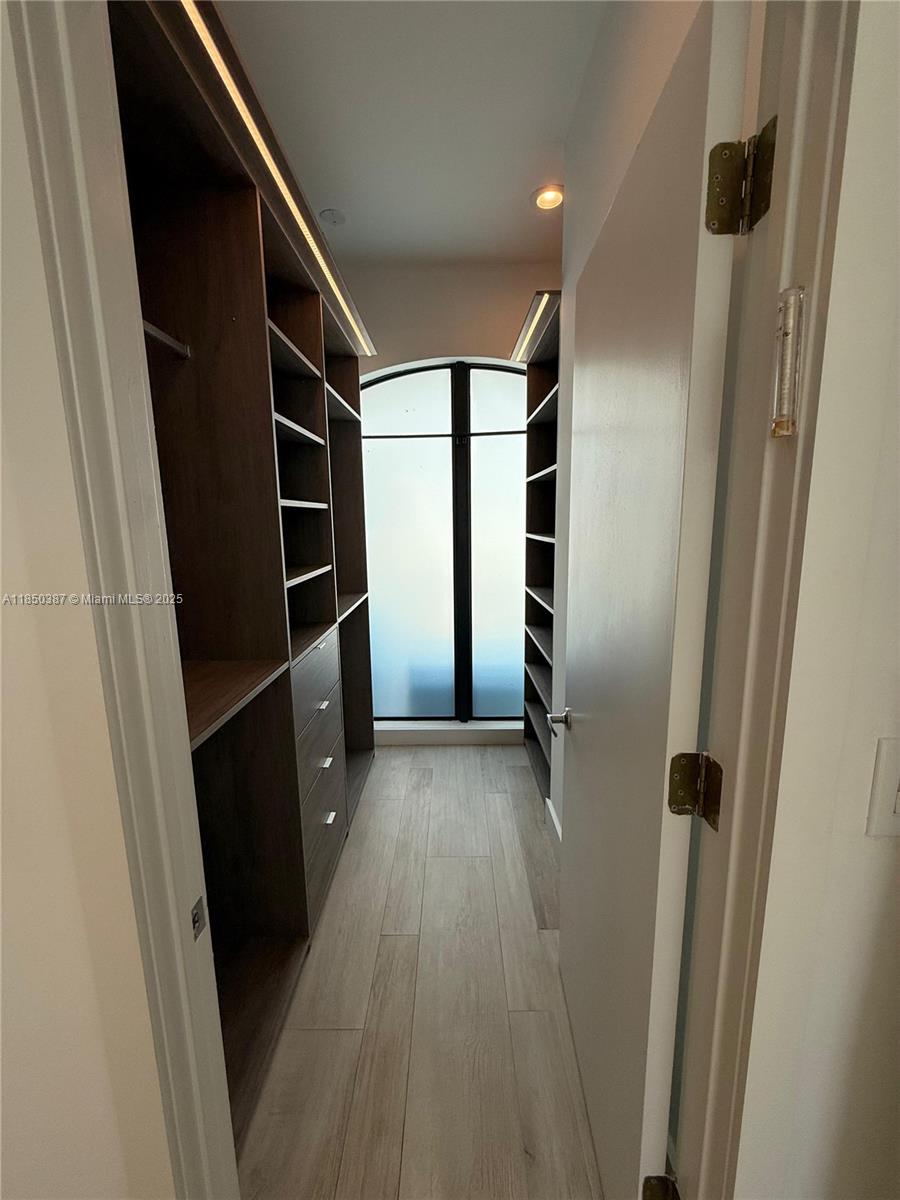 THE VILLAS AT BAY HARBOR - Residential