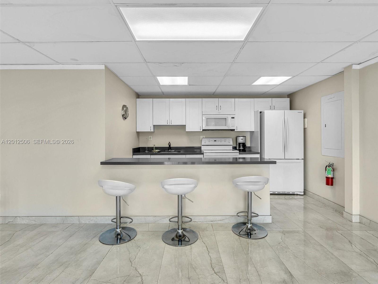 BAYVIEW POINT SOUTH CONDO - Residential