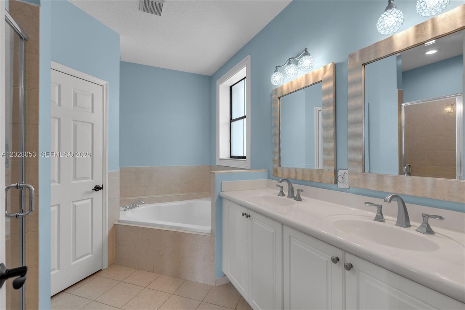 BEACON AT DORAL - Residential