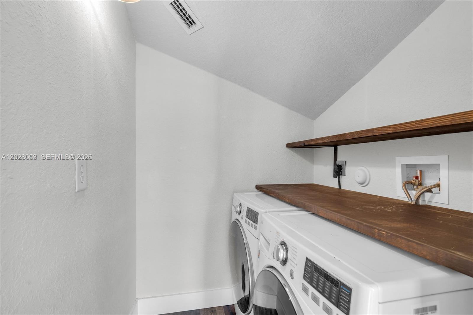 BEACON AT DORAL - Residential