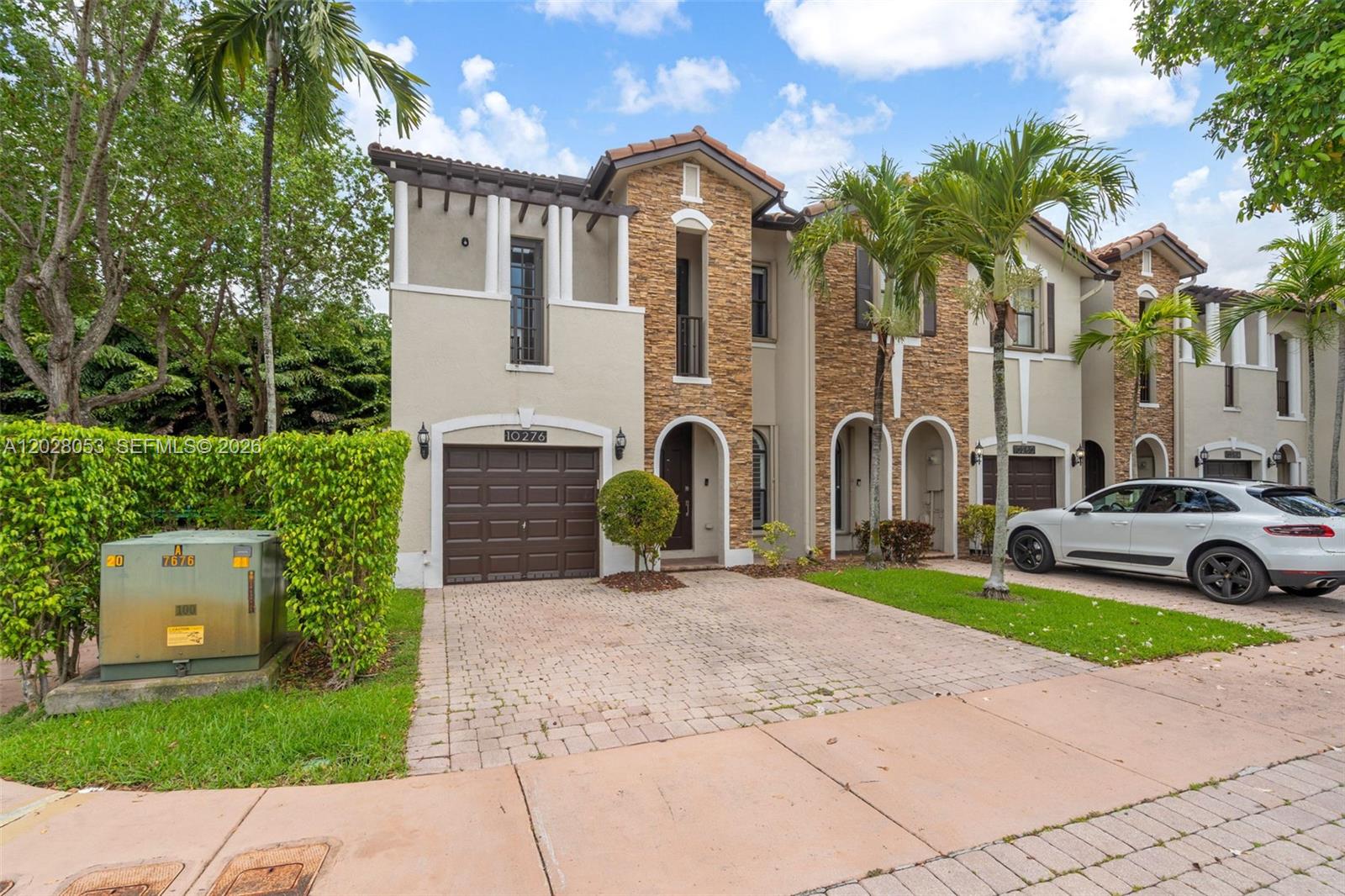 BEACON AT DORAL - Residential