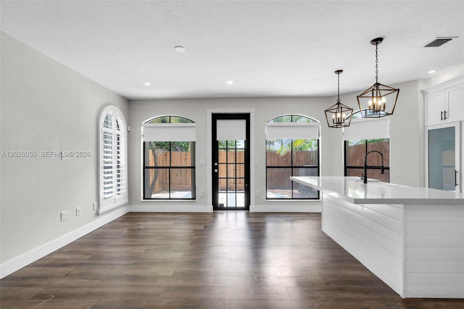 BEACON AT DORAL - Residential