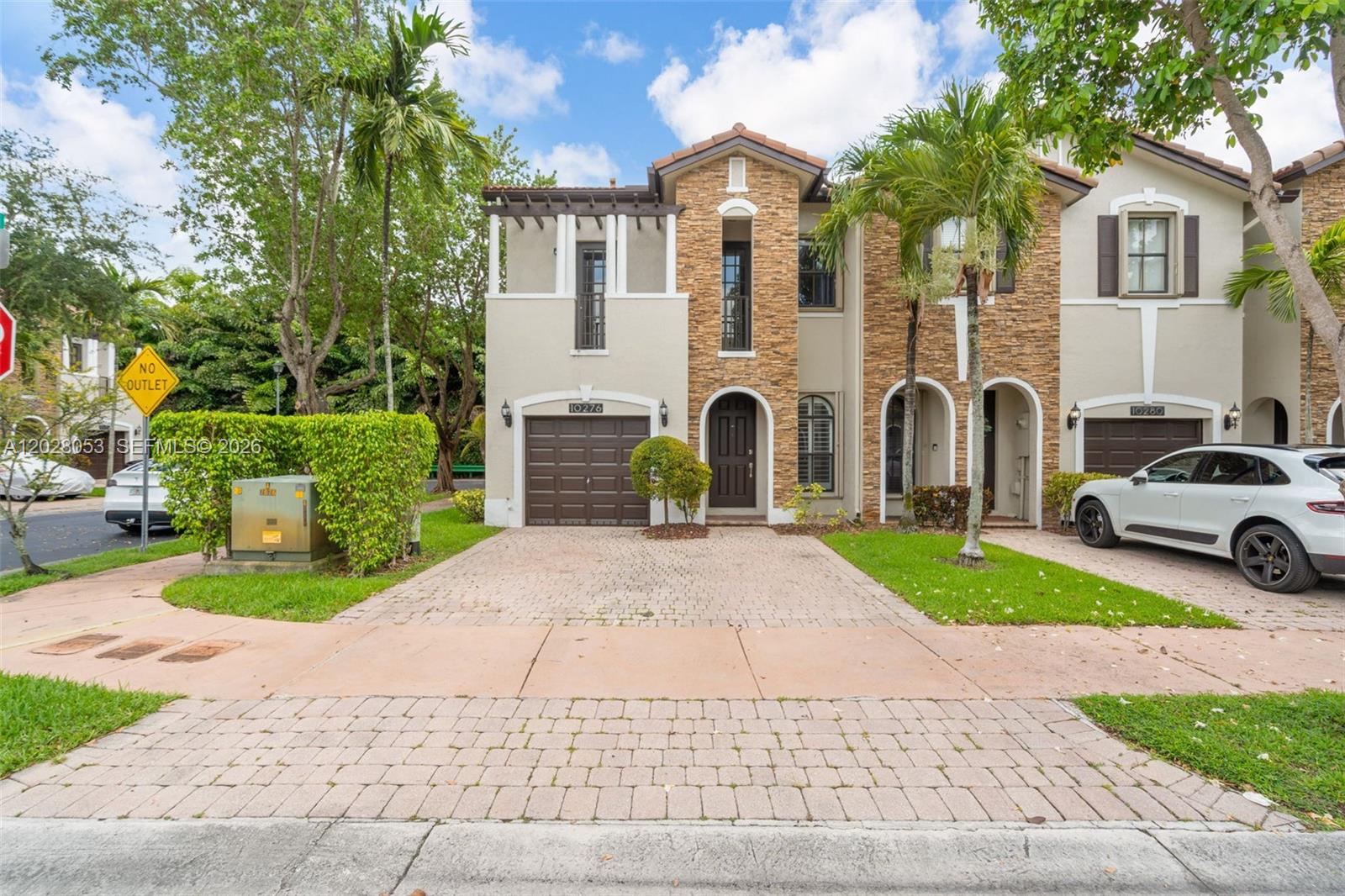 BEACON AT DORAL - Residential