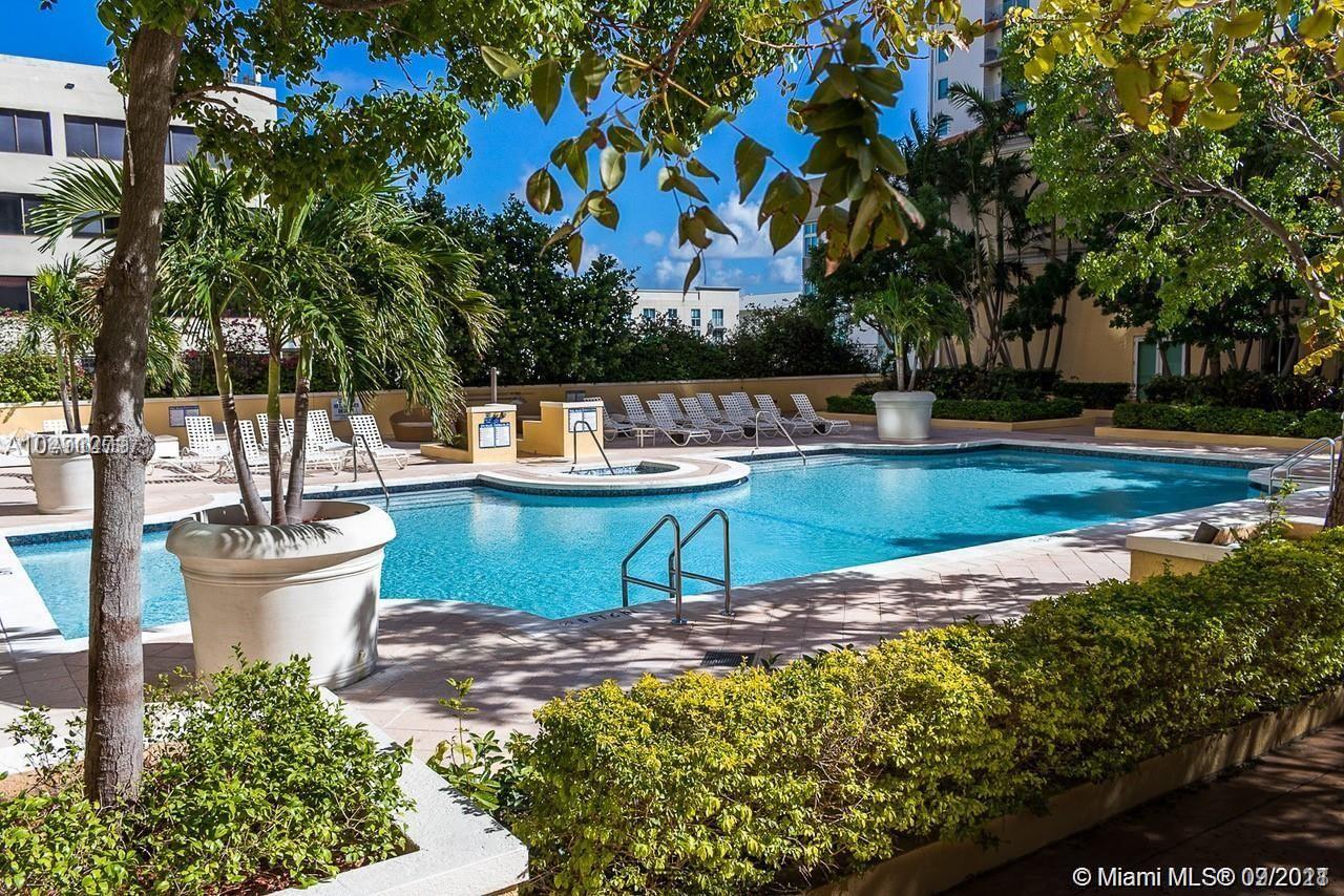 TOSCANO CONDO - Residential