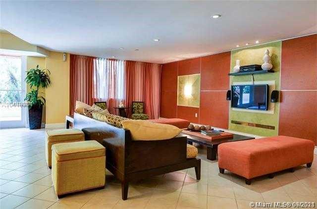 TOSCANO CONDO - Residential