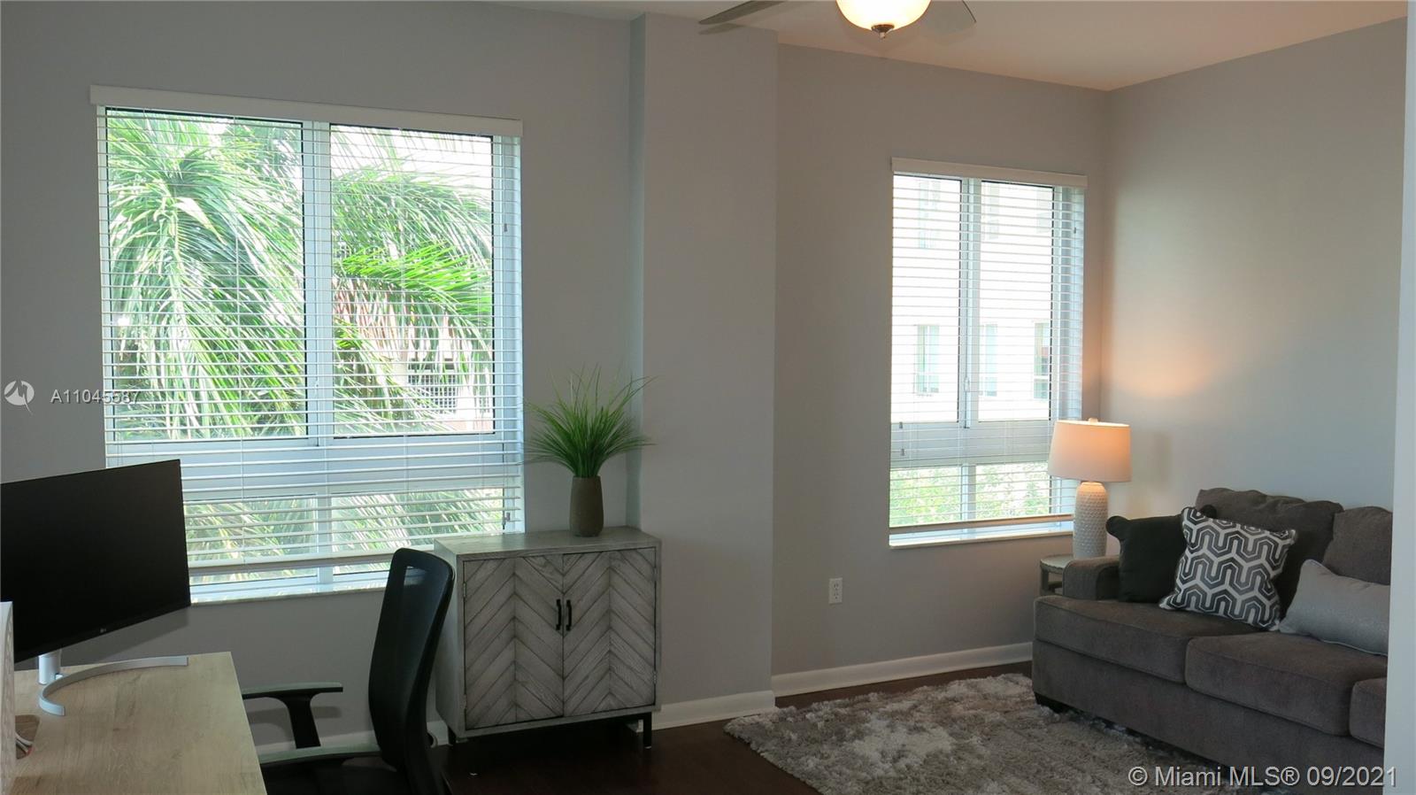 TOSCANO CONDO - Residential