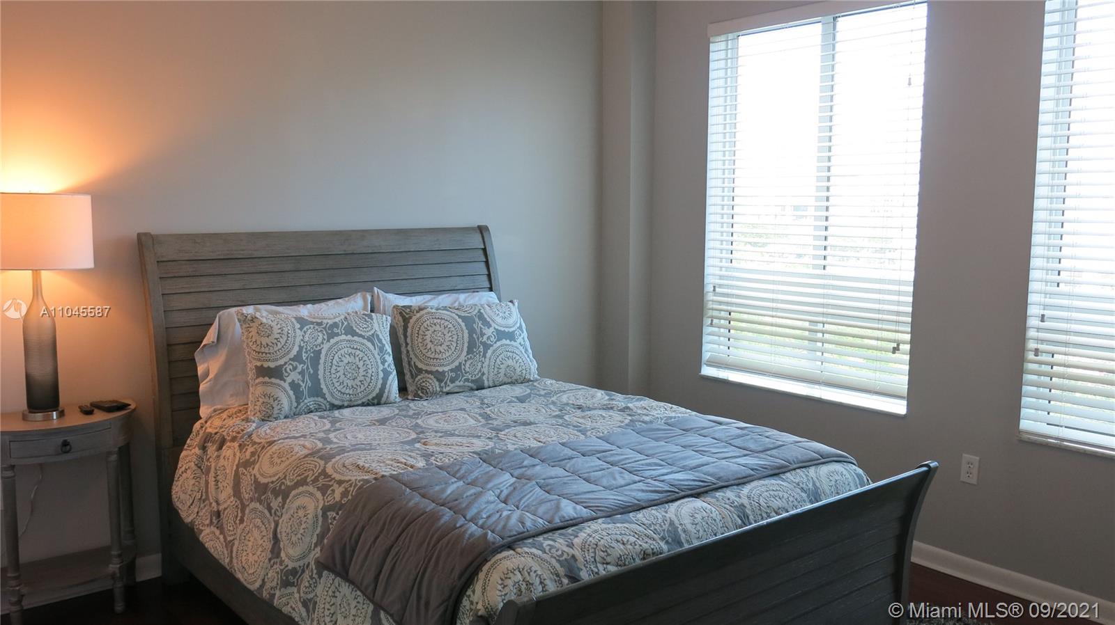 TOSCANO CONDO - Residential