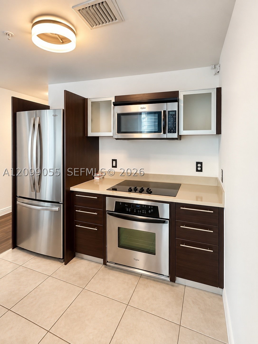 1900 N Bayshore Dr 4203