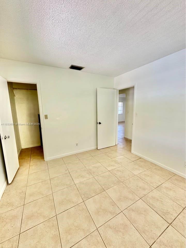 HOLLYWOOD TERRACE - Residential Lease