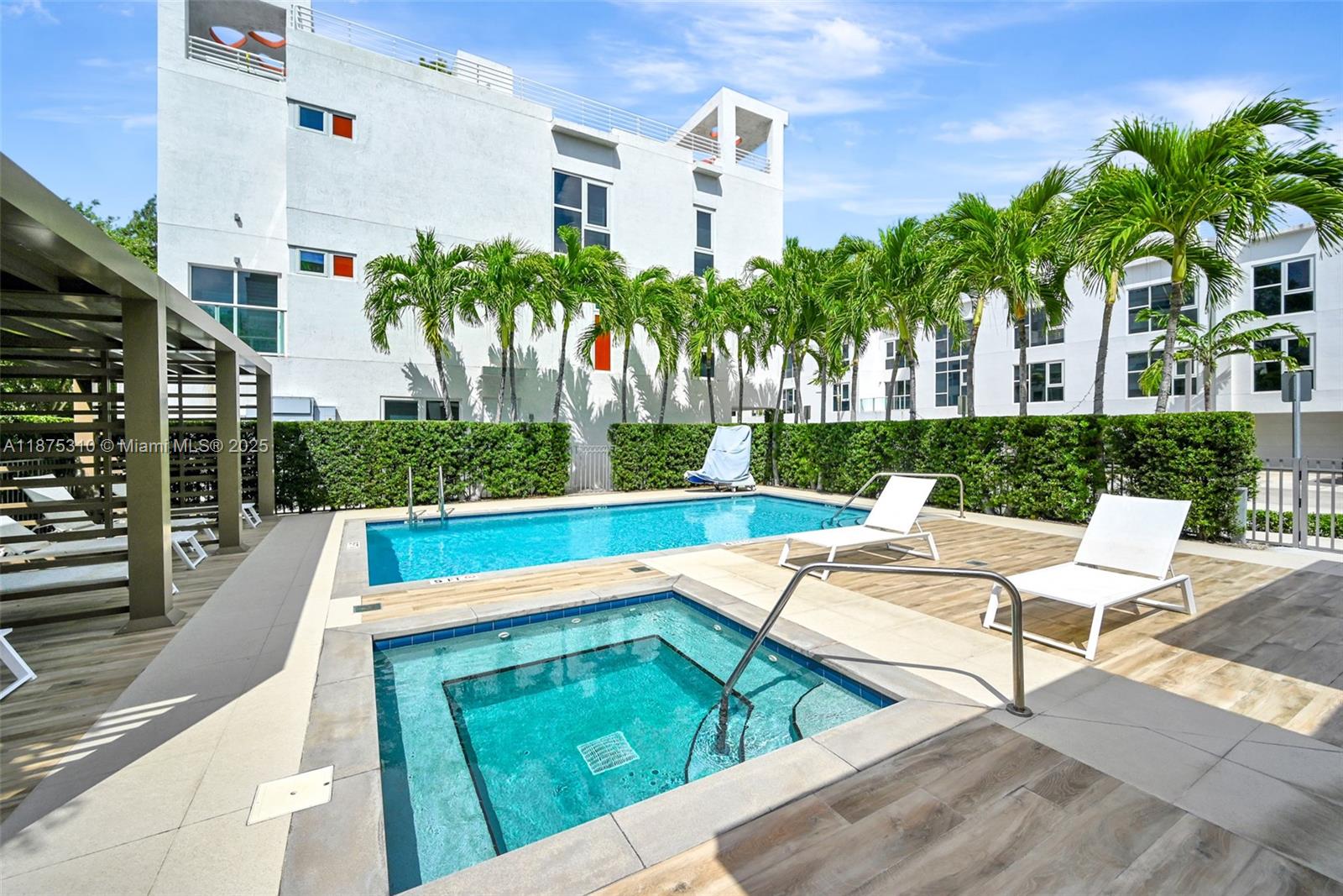 ONE BAY CONDO - Residential