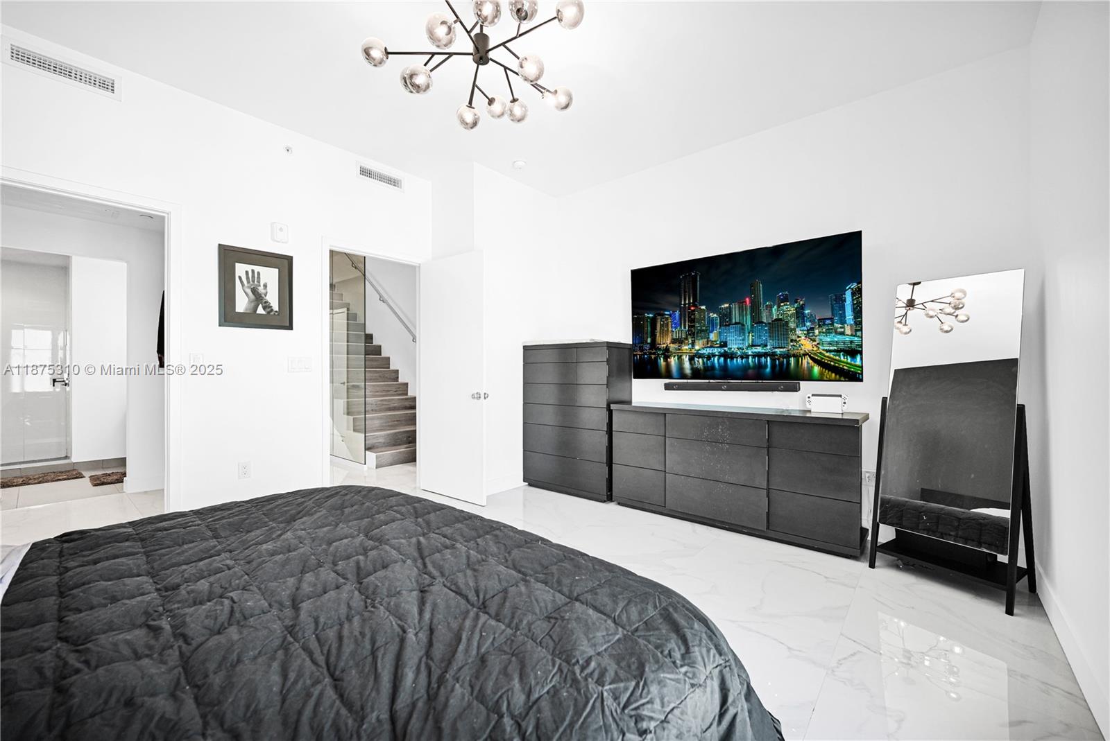 ONE BAY CONDO - Residential