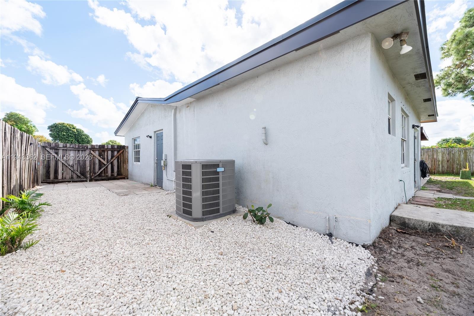 BROADVIEW PARK - Residential