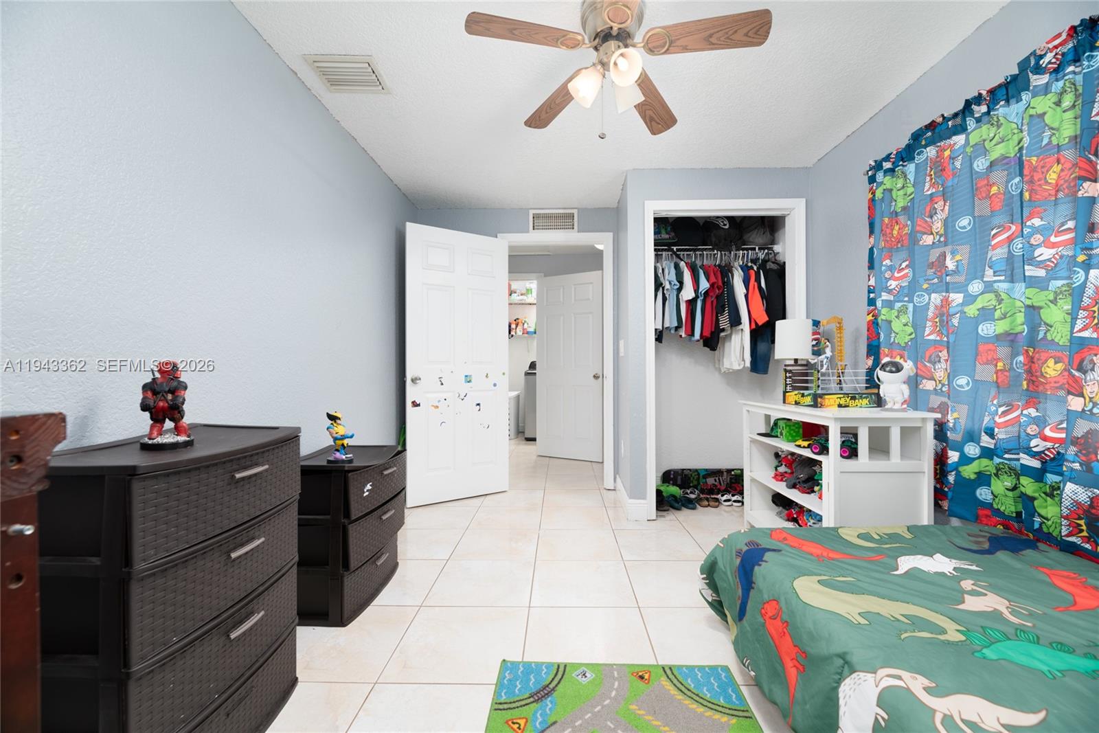 BROADVIEW PARK - Residential